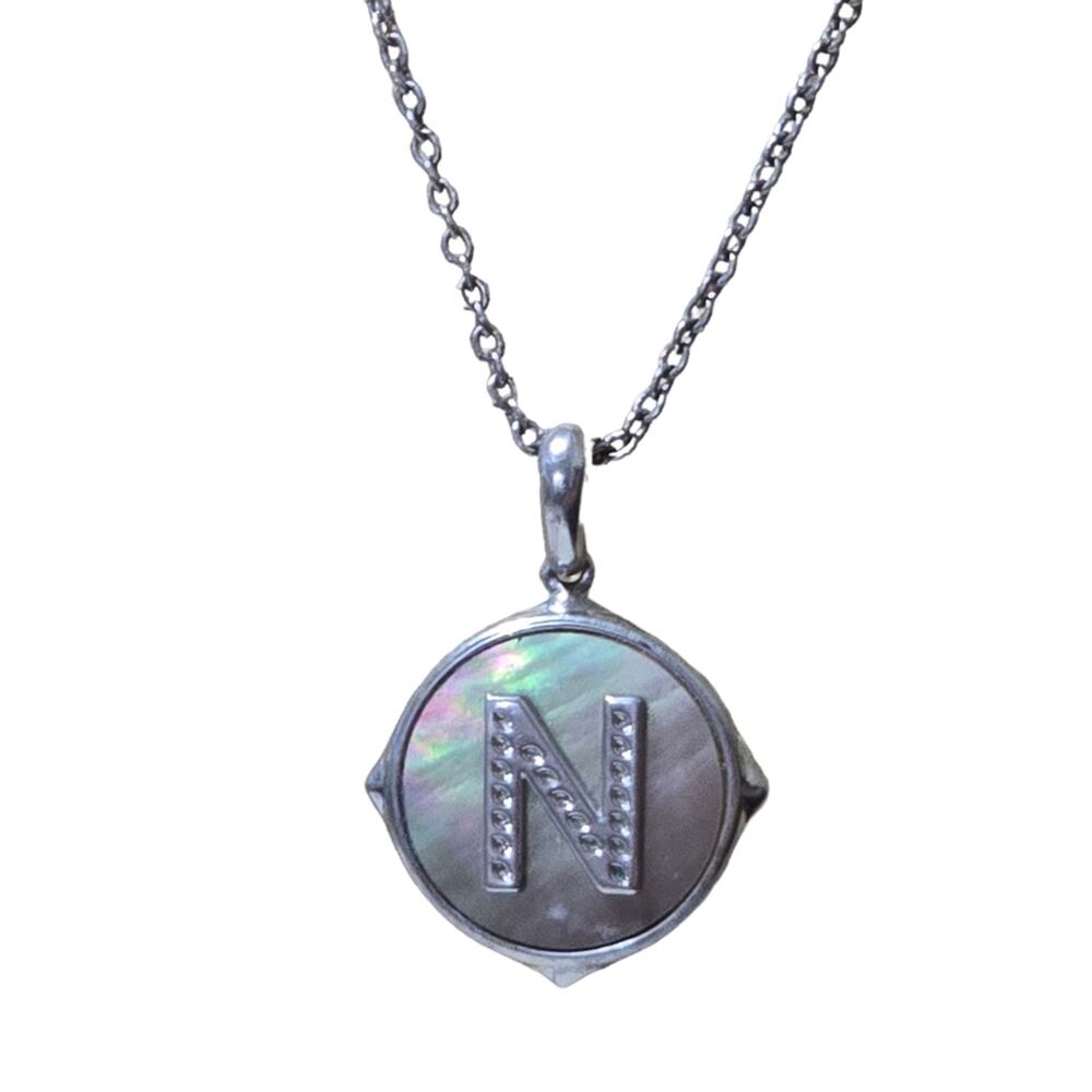 KENDRA SCOTT LETTER N DISC‎ IRIDESCENT ABALONE GOLD TONE PENDANT NECKLACE